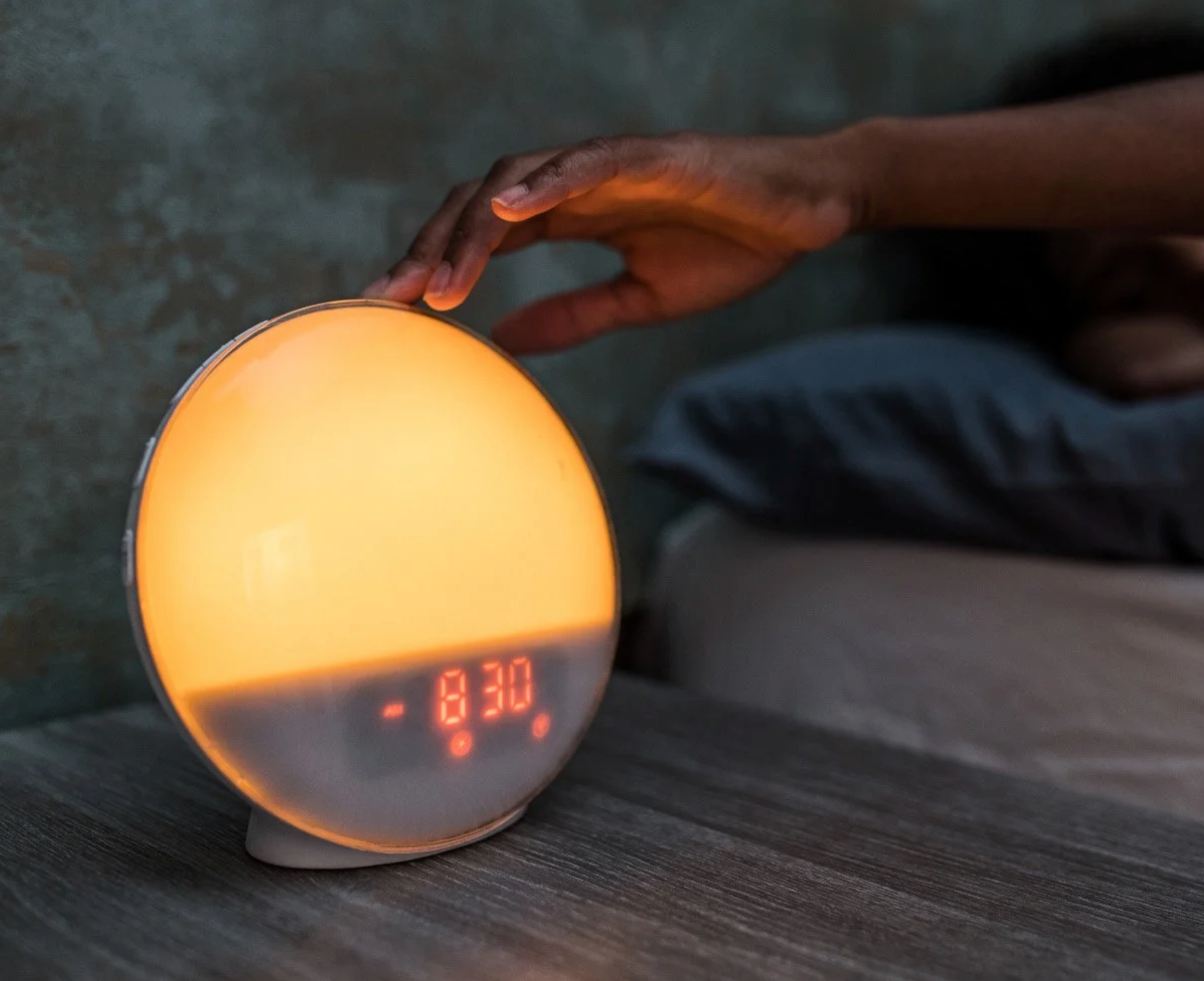 How a Sunrise Clock Can Improve Your Sleep and Transform Your Mornings in 2026